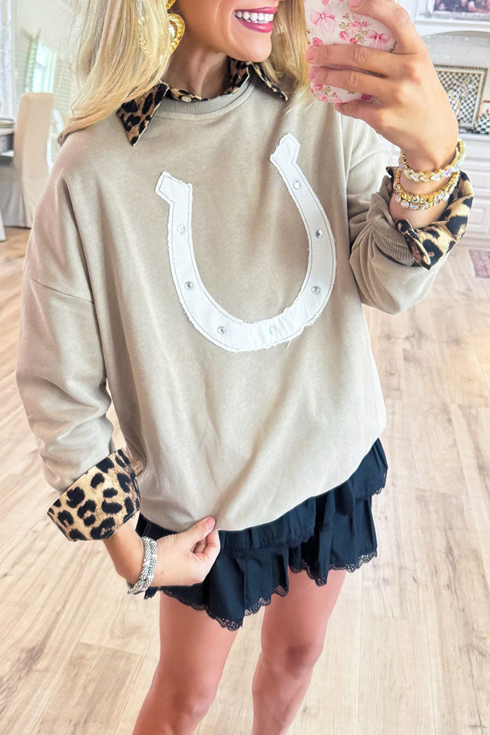 Casual Horseshoe Pullover Top