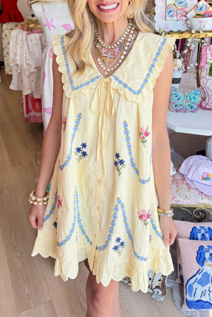 Scallop Hem Floral Sleeveless Dress