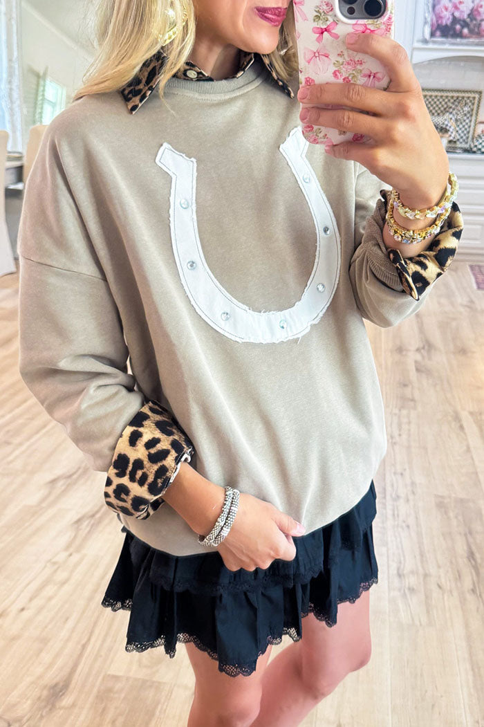 Casual Horseshoe Pullover Top
