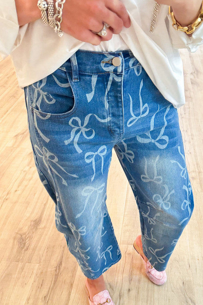 Casual Bow Pattern Straight-Leg Jeans