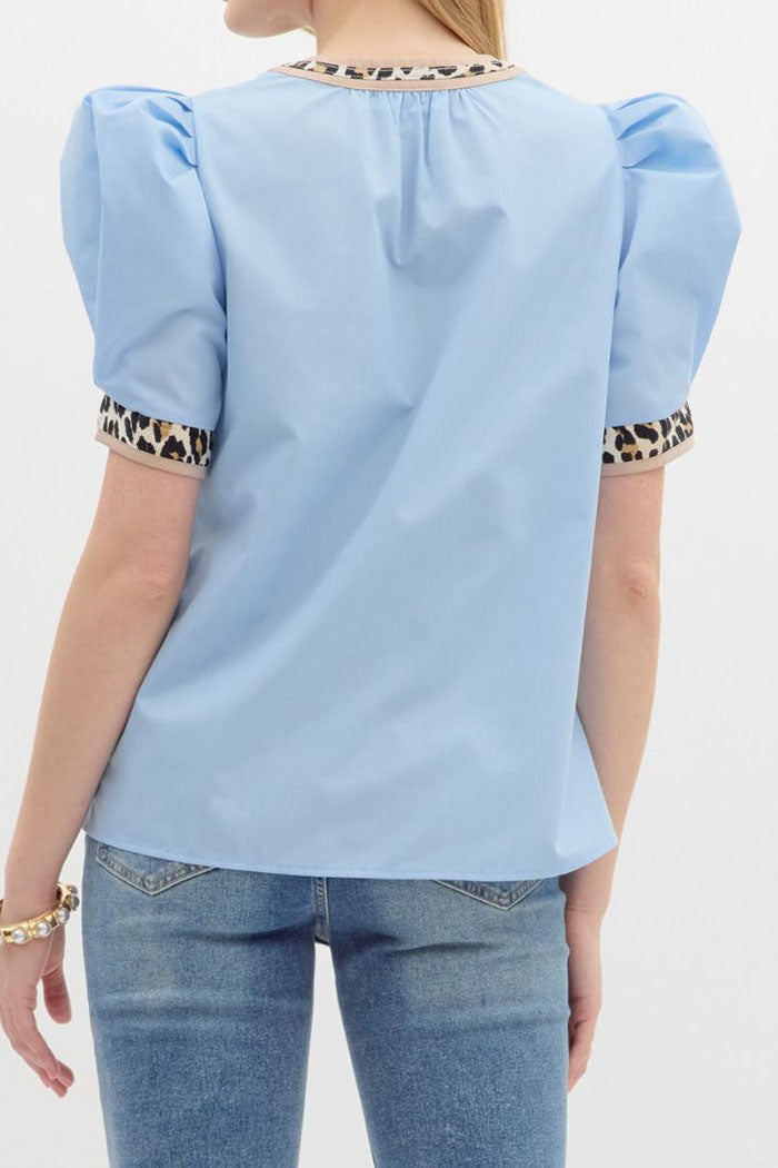 Leopard Contrast Puff Sleeves Top