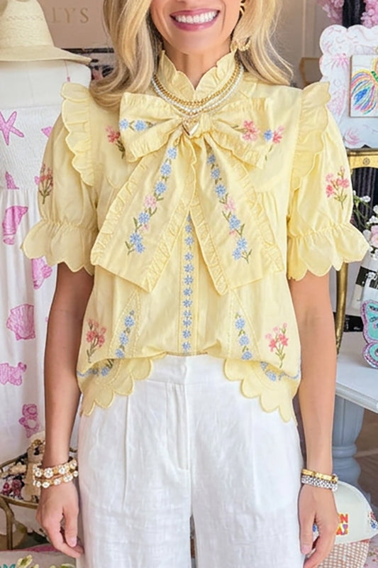 Bow Scallop Trim Short Sleeve Top