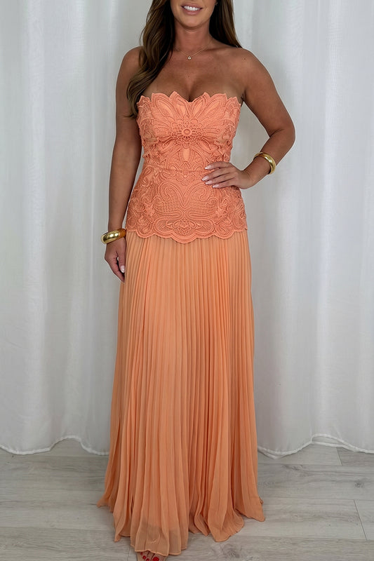 Scalloped Bust Strapless Pleated Maxi Dress