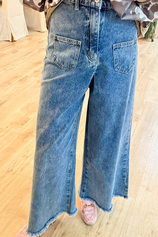 Pocketed Wide Leg Raw Hem Jeans
