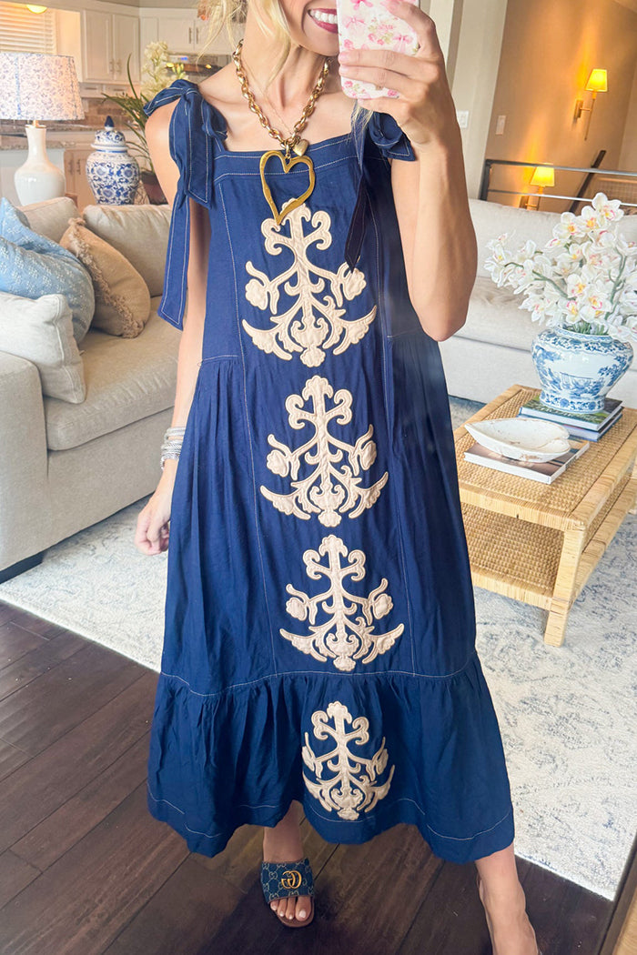 Embroidered Applique Pockets Midi Dress