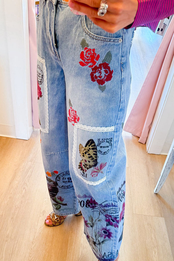 Floral Embroidery Barrel Leg Jeans