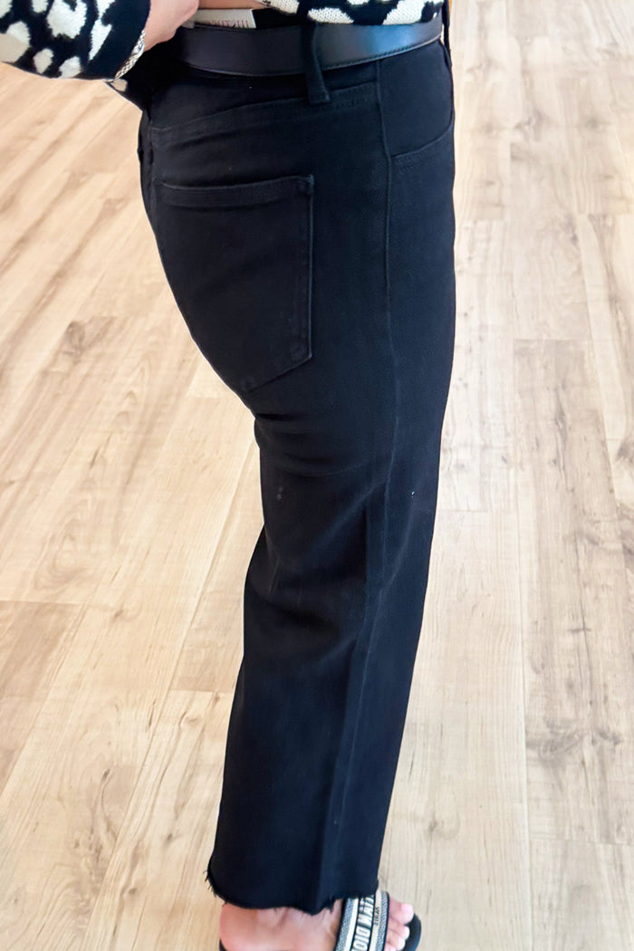 Casual Black Wide-Leg Jeans