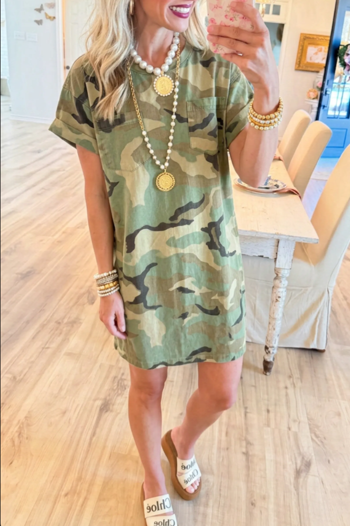 Crew Neck Short Sleeve Chest Pocket Camo T‑Shirt Dress