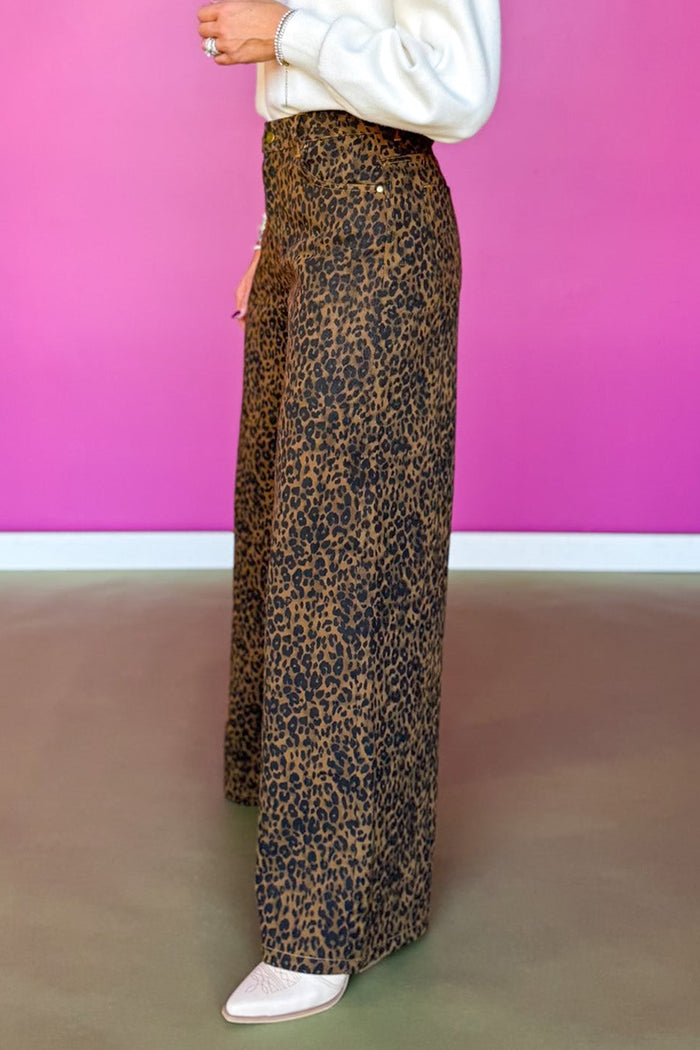 Casual Wide Leg Leopard Jeans
