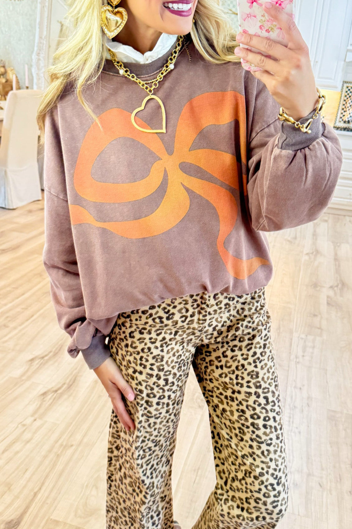 Bow Pattern Crew Neckline Pullover
